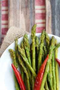 Pickled Skinny Asparagus Snacks. They are crisp, fresh, tangy, garlicky and have just a hint of hot pepper and make super yummy snacks.