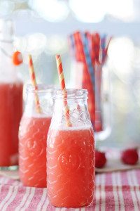 Probiotic Strawberry Soda recipe is made with water kefir and fresh strawberry puree. It’s refreshing and will increase your energy and vitality.